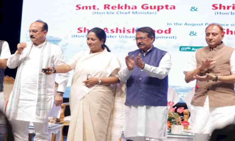 CM Rekha Gupta launches ‘Delhi Ko Kude Se Azadi’ cleanliness campaign