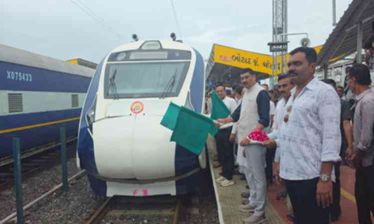 Gujarat: Botad gets Vande Bharat connectivity as train begins running via Gandhigram route