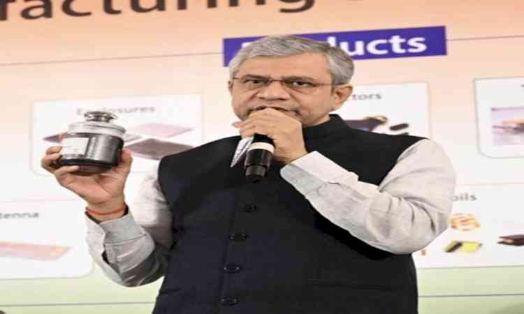 Vaishnaw orders nationwide ‘Tank to Tap’ overhaul after CAG flags water-quality gaps at railway stations