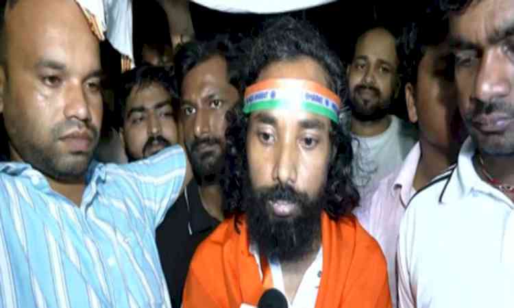 Students end hunger strike as Jharkhand govt cancels JSSC-CGL, TDPL Exams; agitation continues over CBI probe