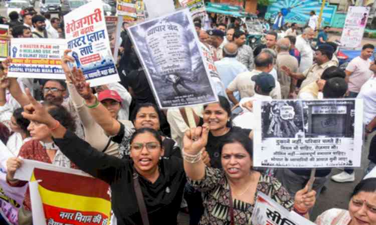 MP: Bhopal traders oppose sealing drive, seek regularisation of properties
