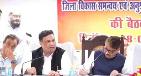 Cong-SP fight out in open? BJP shares video of ‘full-blown’ public spat between Masood and SP leader