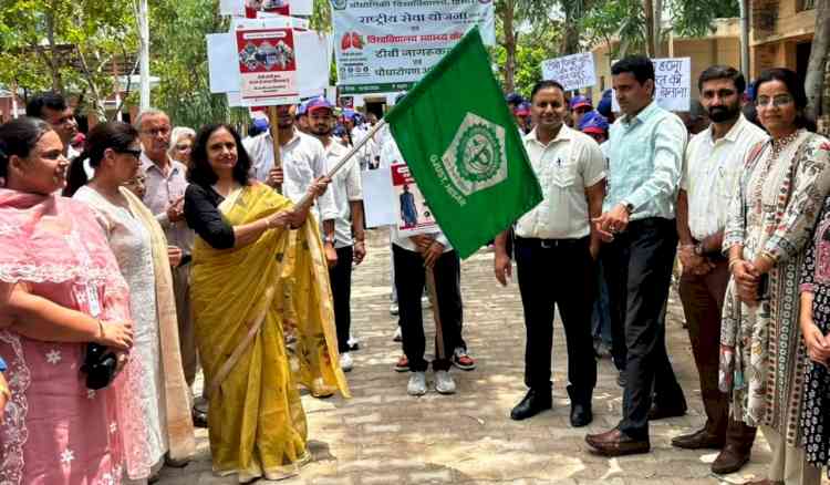 टीबी जागरूकता के साथ कैमरी में गूंजा हरियाली का संदेश