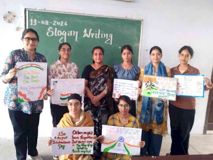 PCM S.D. College for Women Organises Slogan Writing Competition