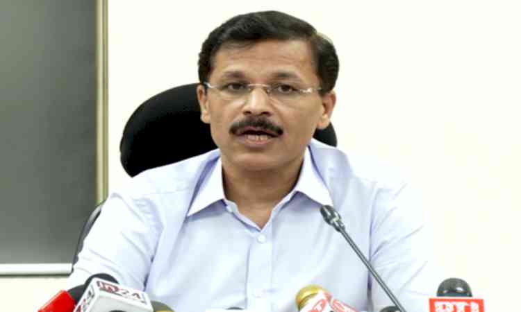 Action to be taken against those selling loose cooking oil, warns Maha FDA chief Tukaram Mundhe