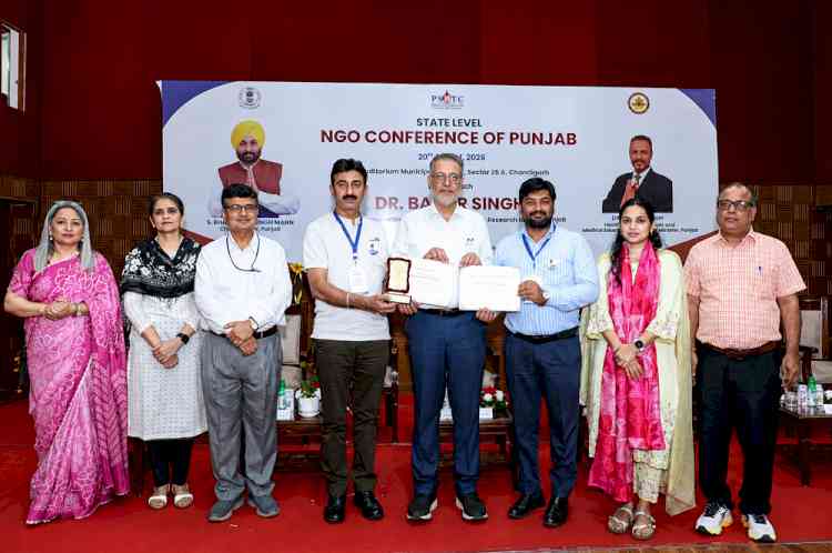 Mayank Foundation honoured for promoting voluntary blood donation