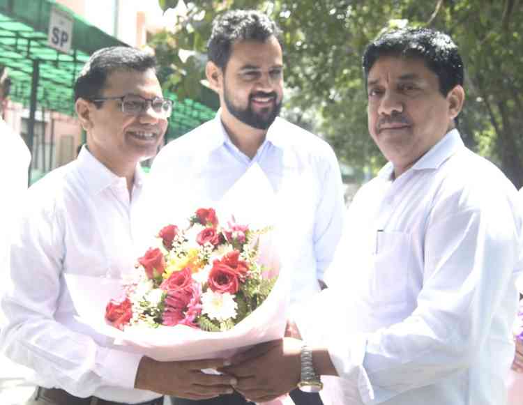 रोहतक के नवनियुक्त उपायुक्त सतबीर सिंह ने संभाला कार्यभार