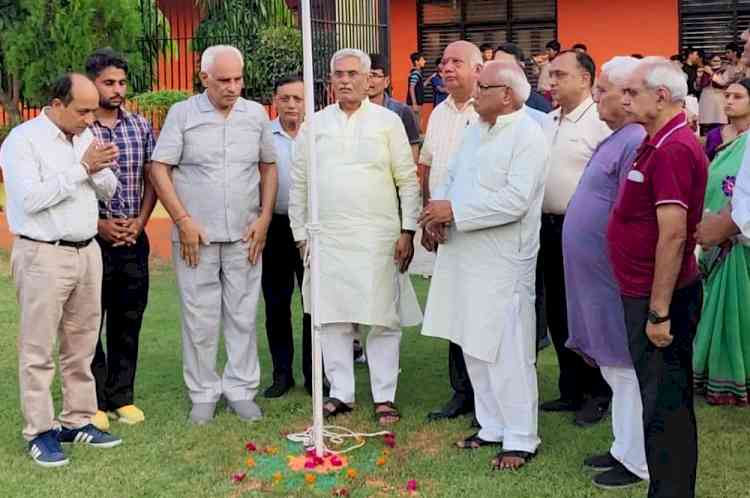 खेलों से बनेगा संस्कारवान युवाः रोहतक में 37वीं क्षेत्रीय खेलकूद प्रतियोगिता का शुभारंभ