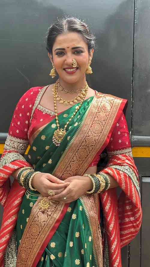 “I have carried so many different looks for my characters but this Marathi bride look felt very personal because it made me see myself through my mother’s eyes” says Gulki Joshi of Sony SAB’s Yaadein