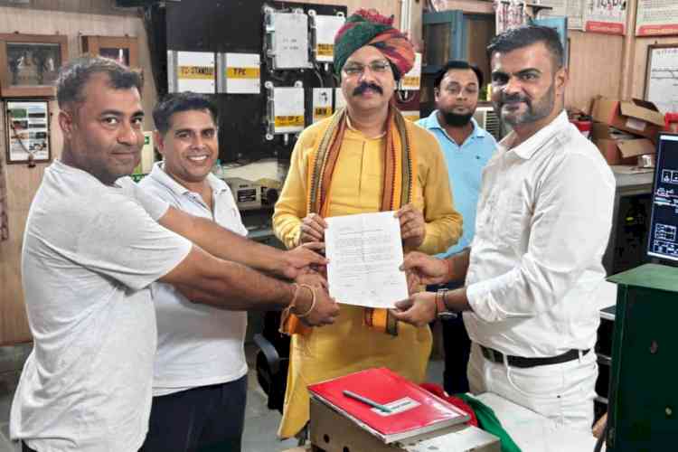 HIRD Director Dr. Chauhan leads Initiative to Ensure Clean Drinking Water at Nilokheri Railway Station