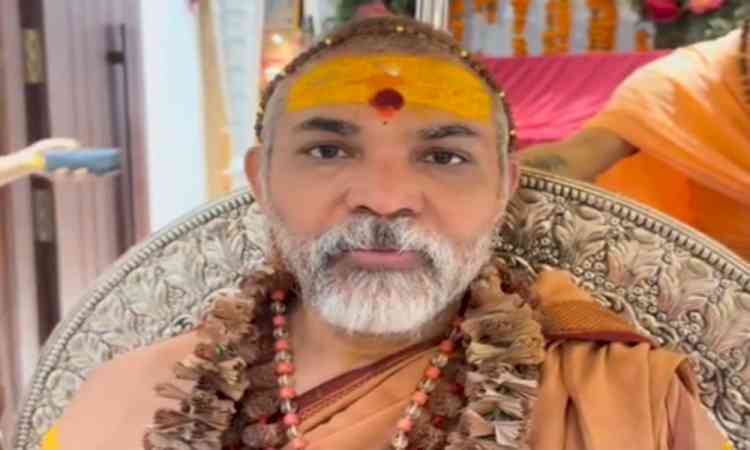 'Should give up his anti-Hindu mindset': Swami Avimukteshwaranand slams Rahul over Manusmriti remarks