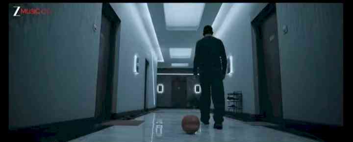 Hero vs. Villain: Akshay-Saif Face-Off Set to Create a Storm 