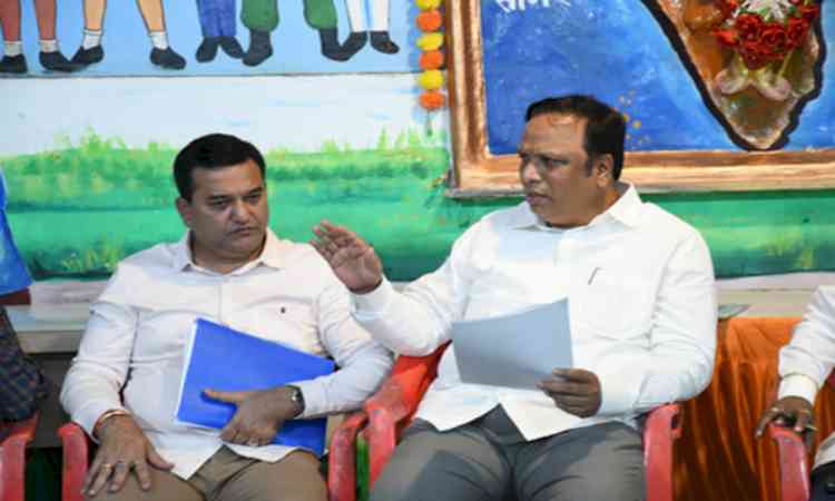 Maha Minister pushes momentum for conservation of forts, monuments