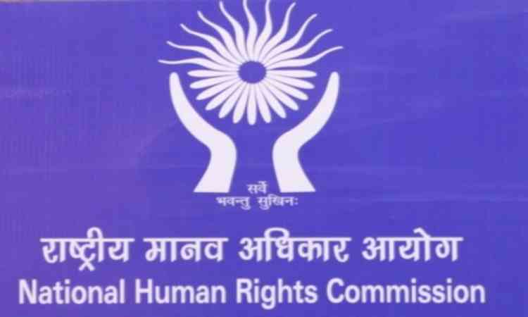 NHRC takes suo motu cognisance of spurious liquor deaths in Gujarat; seeks report from Chief Secretary, DGP