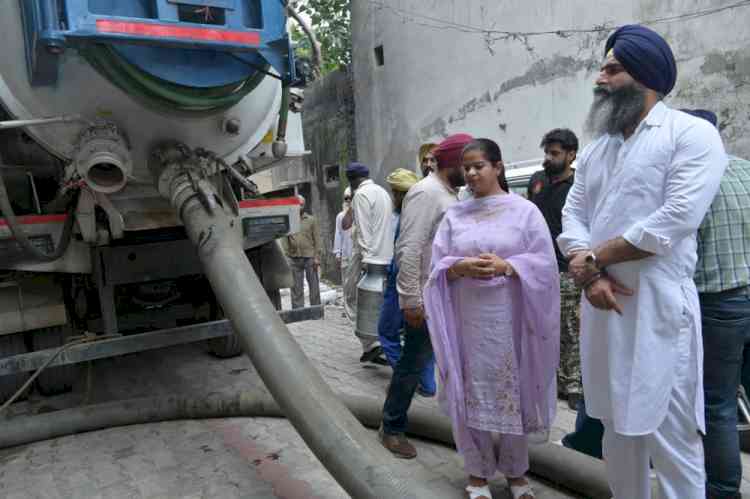 Municipal Corporation Deploys World-Class Swiss-German Machinery to Clear Long-Choked Sewer Line in Old Ludhiana
