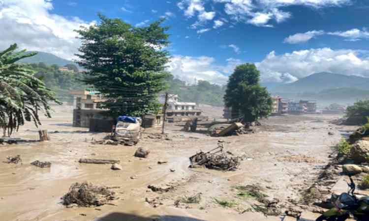 Nepal flood leaves 95 dead, dozens of security personnel and tourists still missing