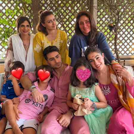 Kareena Kapoor joins Saif, Sara, Soha during the Pataudi Rakhi celebration 
