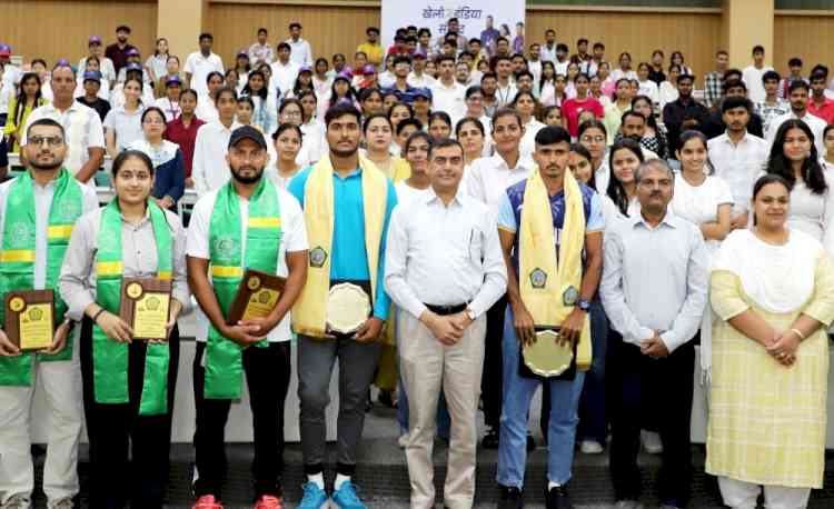 खेलो इंडिया संवाद में गूंजा पीएम मोदी का संदेश, युवाओं को मिला फिटनेस और राष्ट्रसेवा का मंत्र