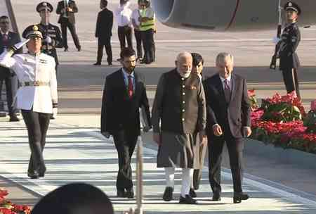 In special gesture, Uzbekistan President Mirziyoyev receives PM Modi at Tashkent airport 