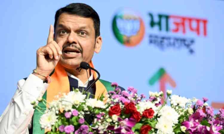 CM Fadnavis targets Rahul Gandhi, questions Congress' stance on women's empowerment