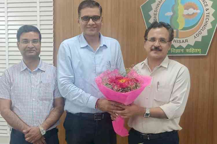 GJU Vice-Chancellor Vijay Kumar: Let Your Work, Not Words, Showcase Your Talent