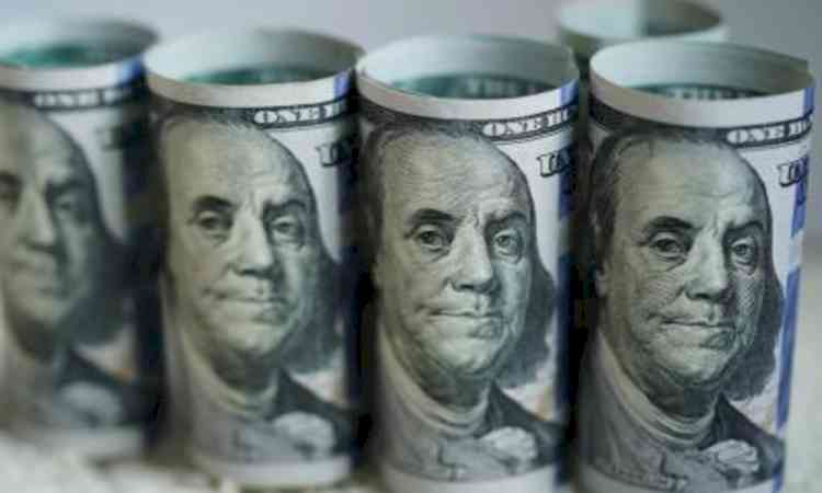 RBI’s dollar-rupee swap facility draws $136.38 billion foreign currency inflows, FCNR(B) deposits lead surge