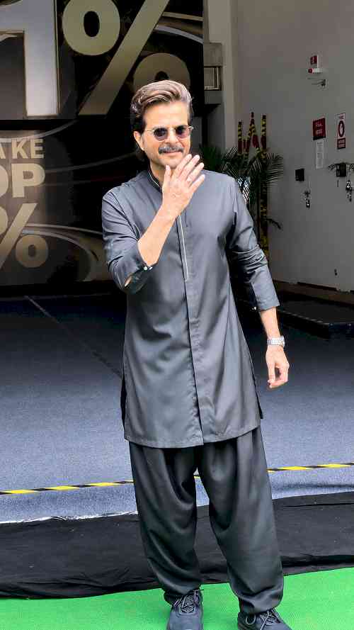 What a Jhakaas Beginning! Anil Kapoor Turns Qawwal as India Ke Top 1% Kicks Off Its Shoot