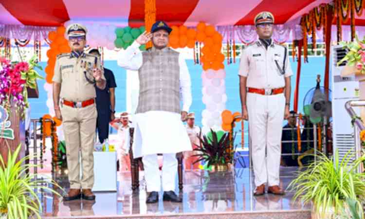 Odisha CM urges new police officers to uphold justice, shun corruption