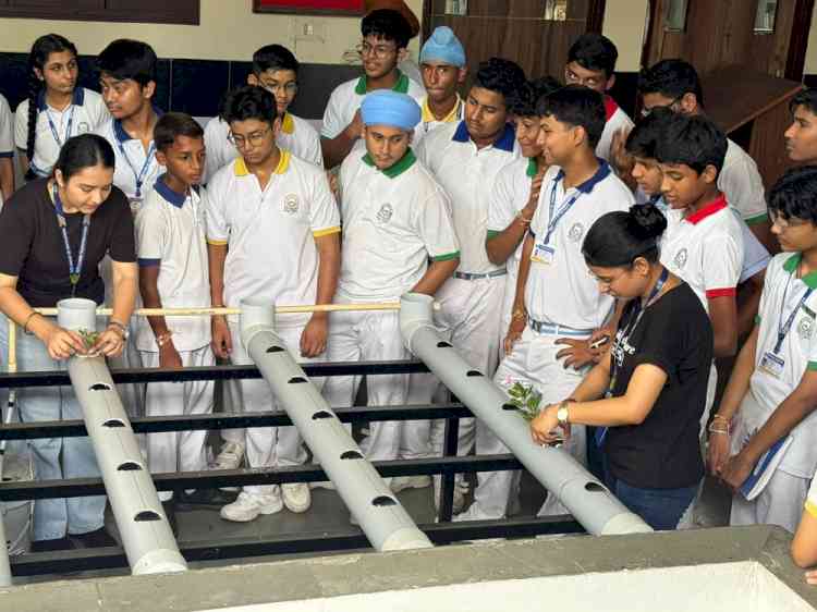 CT Public School Students Explore the Future of Sustainable Farming through Hydroponics