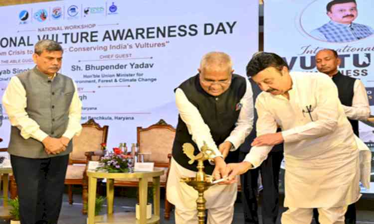 Haryana: Union Minister Bhupender Yadav calls for more vulture safe zones