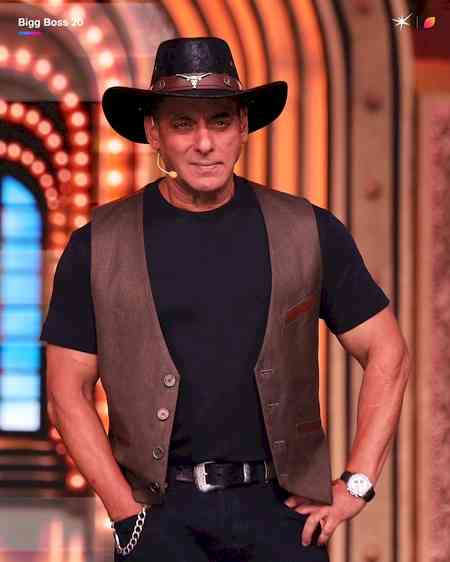 Salman advises Isha Rikhi against mentioning ex-husband Badshah in BB house: Kiske breakup nhi hote