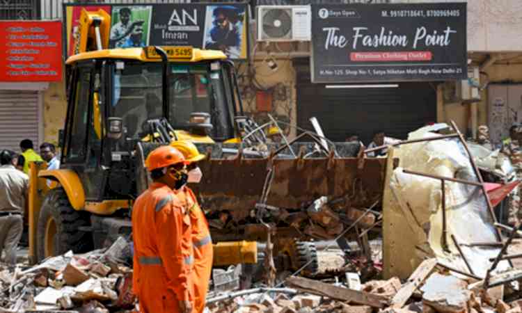 Two MP students killed in Delhi building collapse 