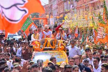 Raj CM holds Jaipur roadshow on final day of campaigning for second phase of civic polls 