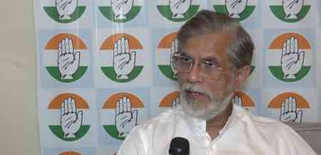 Vande Mataram row: Cong hopes allies follow two-stanza rendition; BJP hails Abdullahs