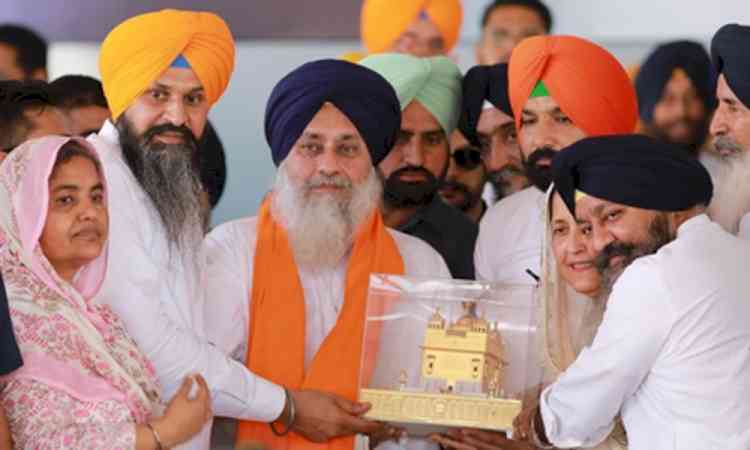 Punjab CM using ‘green pen’ for torture, alleges Sukhbir Badal