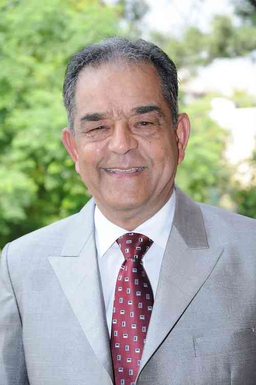 St Stephen’s founder-director Harold Carver to be cremated on Tuesday