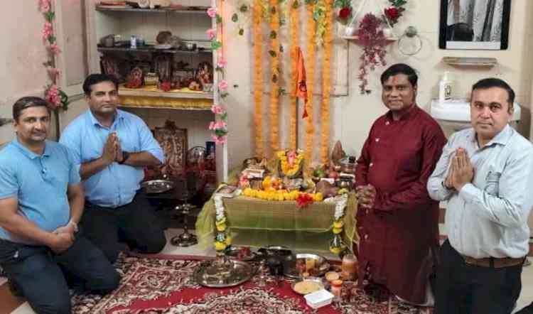 Ganpati chants echo across UHSR campus