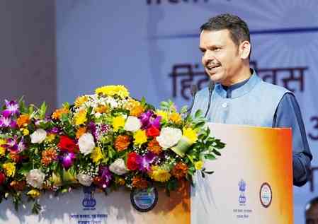 PM Modi speaking Hindi globally fills us with pride: CM Fadnavis