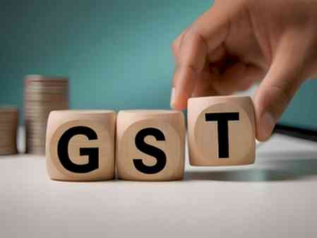 Govt should cut GST on mobile phones to 5 pc to promote smartphone adoption: Industry chamber