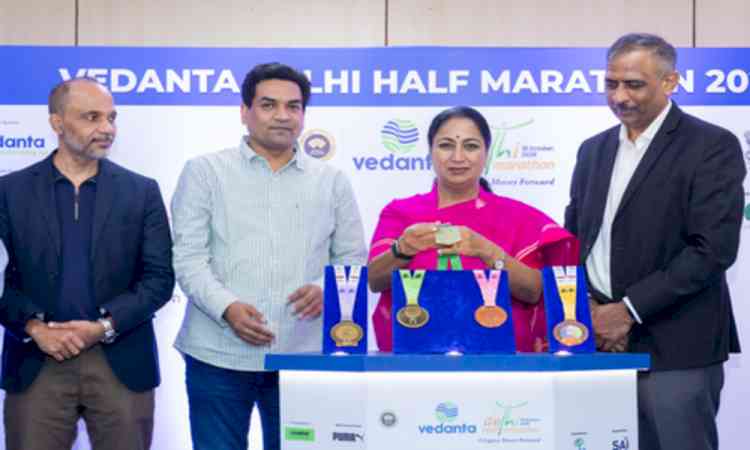 CM Rekha Gupta unveils Delhi Half Marathon 2026 finisher’s medal