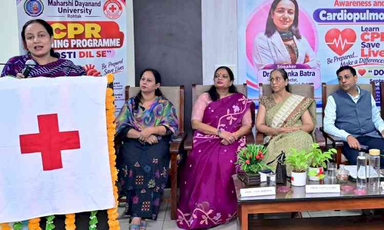 सेवा भावना के साथ आपात स्थितियों से निपटने की क्षमता भी विकसित करें विद्यार्थीः कुलसचिव प्रो. बंसल