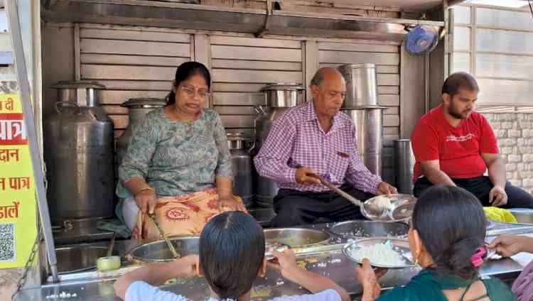 NGO Organises Community Kitchen on Auspicious Occasion of Radha Ashtami