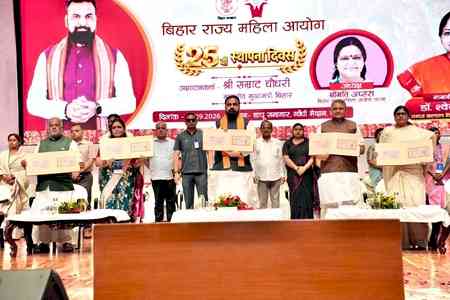 Bihar CM launches national innovation challenge, flags off car rally