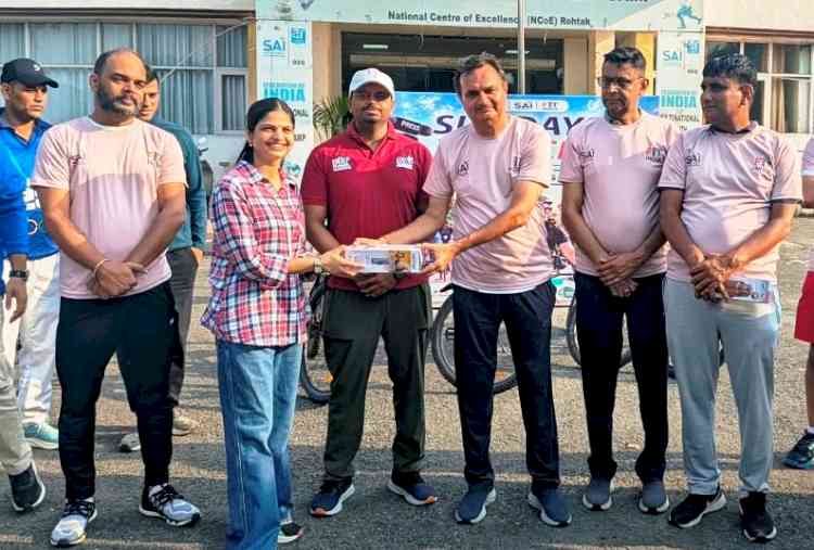 Cycling for Fitness, Cleaner Air: Rohtak Media Joins ‘Sunday on Cycle’