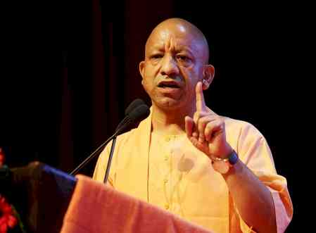 CM Adityanath hits out at Hamid Ansari, Rahul Gandhi for 'maligning' India's culture