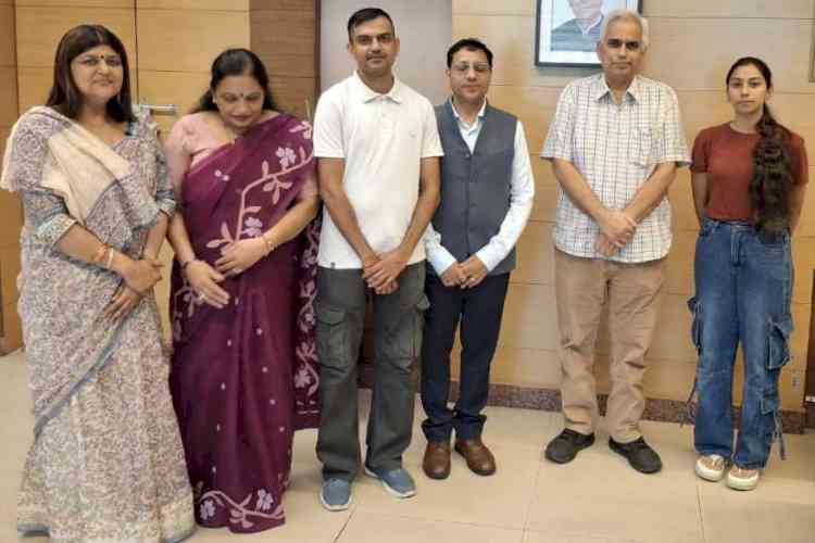 एमडीयू की छात्रा रेणु ने एसएसबी में हासिल की सफलता, कुलपति ने दी बधाई