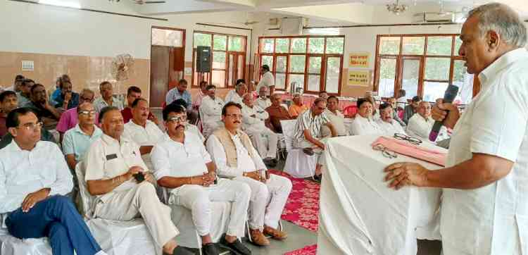 अग्निकांड पीड़ितों को मुआवजा नहीं मिला तो रोहतक बंद का आह्वानः व्यापारी नेता भाटिया
