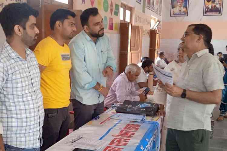 पात्र लोगों तक योजनाओं का लाभ पहुंचाना सेवा संकल्प अभियान का लक्ष्यः डीसी सतबीर सिंह