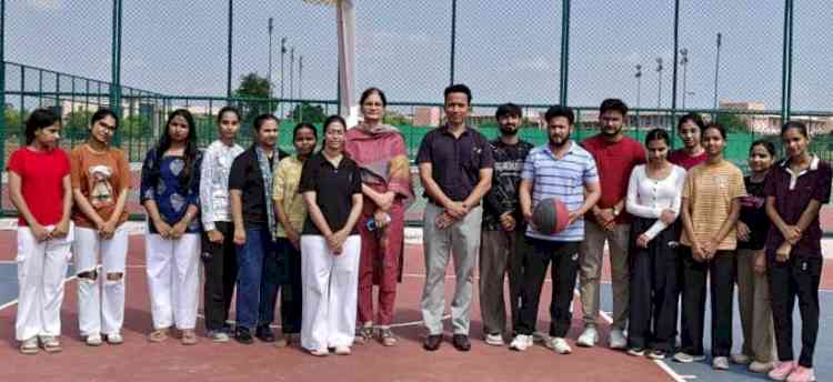 सीएमबीटी स्पोर्ट्स मीट में विद्यार्थियों ने दिखाया दमखम