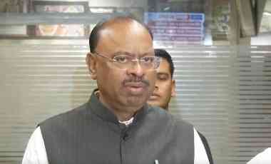 Maharashtra Minister Bawankule praises CM Fadnavis for timely drought relief measures 